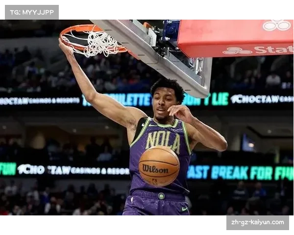 普尔锡安墨菲三人联手发力 半场表现精彩抢眼